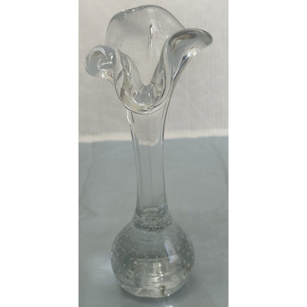 CONTROLLED BUBBLE HAND FASHIONED GLASS 8 3/4” Vase